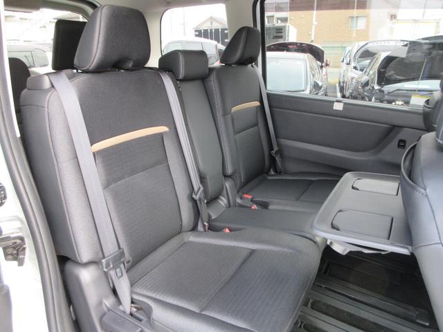 セレナ ｅ－パワー　ハイウェイスターＶ　純正エアロ　プロパイロット　純正１２．３型ナビ　フルセグＴＶ　後席フリップダウンモニター　全周囲カメラ　両側パワースライドドア　ＥＴＣ　インテリジェントルームミラー　ＬＥＤヘッドライト　インテリキー（46枚目）