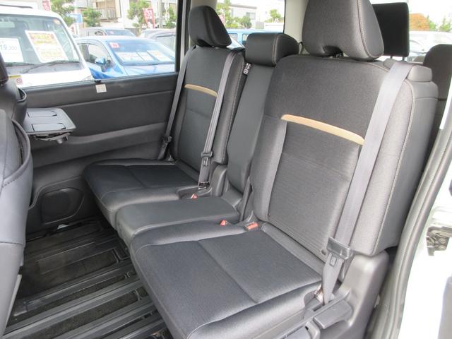 セレナ ｅ－パワー　ハイウェイスターＶ　純正エアロ　プロパイロット　純正１２．３型ナビ　フルセグＴＶ　後席フリップダウンモニター　全周囲カメラ　両側パワースライドドア　ＥＴＣ　インテリジェントルームミラー　ＬＥＤヘッドライト　インテリキー（47枚目）