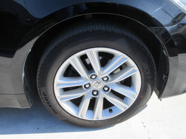 クラウン アスリートｉ－Ｆｏｕｒ　４ＷＤ　純正８インチナビ　フルセグＴＶ　バックカメラ　クルーズコントロール　ドライブレコーダー　ＥＴＣ　キセノンランプ　純正１７インチＡＷ　スマートキー　Ｂｌｕｅｔｏｏｔｈ　寒冷地仕様　ワンオーナー（12枚目）