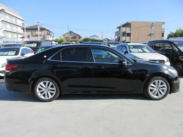 クラウン アスリートｉ－Ｆｏｕｒ　４ＷＤ　純正８インチナビ　フルセグＴＶ　バックカメラ　クルーズコントロール　ドライブレコーダー　ＥＴＣ　キセノンランプ　純正１７インチＡＷ　スマートキー　Ｂｌｕｅｔｏｏｔｈ　寒冷地仕様　ワンオーナー（13枚目）