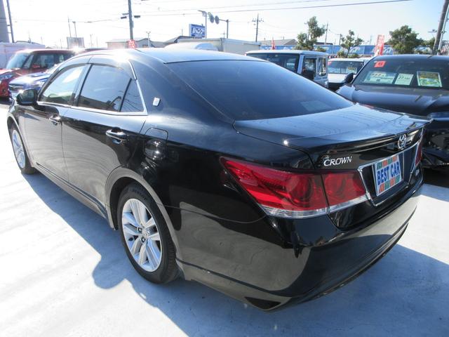 クラウン アスリートｉ－Ｆｏｕｒ　４ＷＤ　純正８インチナビ　フルセグＴＶ　バックカメラ　クルーズコントロール　ドライブレコーダー　ＥＴＣ　キセノンランプ　純正１７インチＡＷ　スマートキー　Ｂｌｕｅｔｏｏｔｈ　寒冷地仕様　ワンオーナー（16枚目）