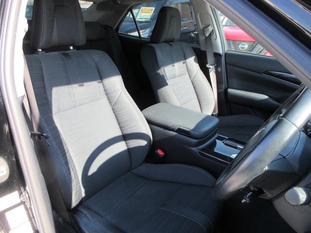 クラウン アスリートｉ－Ｆｏｕｒ　４ＷＤ　純正８インチナビ　フルセグＴＶ　バックカメラ　クルーズコントロール　ドライブレコーダー　ＥＴＣ　キセノンランプ　純正１７インチＡＷ　スマートキー　Ｂｌｕｅｔｏｏｔｈ　寒冷地仕様　ワンオーナー（43枚目）