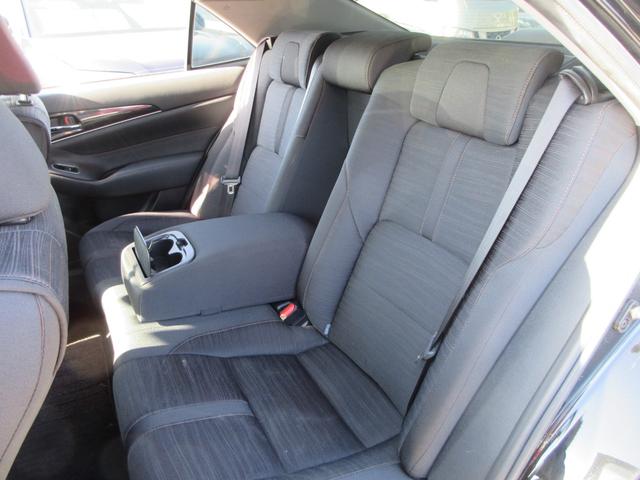 クラウン アスリートｉ－Ｆｏｕｒ　４ＷＤ　純正８インチナビ　フルセグＴＶ　バックカメラ　クルーズコントロール　ドライブレコーダー　ＥＴＣ　キセノンランプ　純正１７インチＡＷ　スマートキー　Ｂｌｕｅｔｏｏｔｈ　寒冷地仕様　ワンオーナー（49枚目）