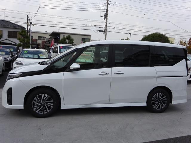 セレナ e-パワー ハイウェイスターV プロパイロット 純正9インチナビ フルセグTV 両側パワースライドドア アラウンドビューモニター ETC2.0 ブラインドスポットモニター レーンキープアシスト デジタルインナーミラー 寒冷地仕様(9枚目)