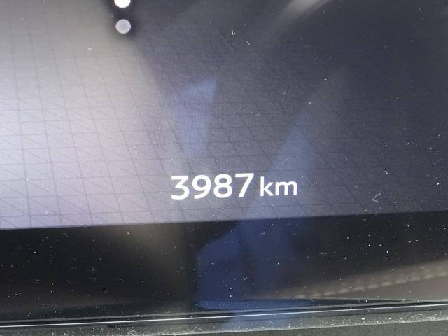 セレナ e-パワー ハイウェイスターV プロパイロット 純正9インチナビ フルセグTV 両側パワースライドドア アラウンドビューモニター ETC2.0 ブラインドスポットモニター レーンキープアシスト デジタルインナーミラー 寒冷地仕様(21枚目)