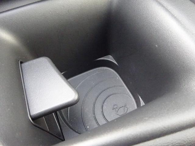 セレナ e-パワー ハイウェイスターV プロパイロット 純正9インチナビ フルセグTV 両側パワースライドドア アラウンドビューモニター ETC2.0 ブラインドスポットモニター レーンキープアシスト デジタルインナーミラー 寒冷地仕様(23枚目)