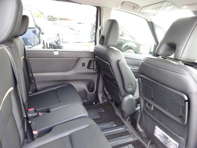 セレナ e-パワー ハイウェイスターV プロパイロット 純正9インチナビ フルセグTV 両側パワースライドドア アラウンドビューモニター ETC2.0 ブラインドスポットモニター レーンキープアシスト デジタルインナーミラー 寒冷地仕様(39枚目)