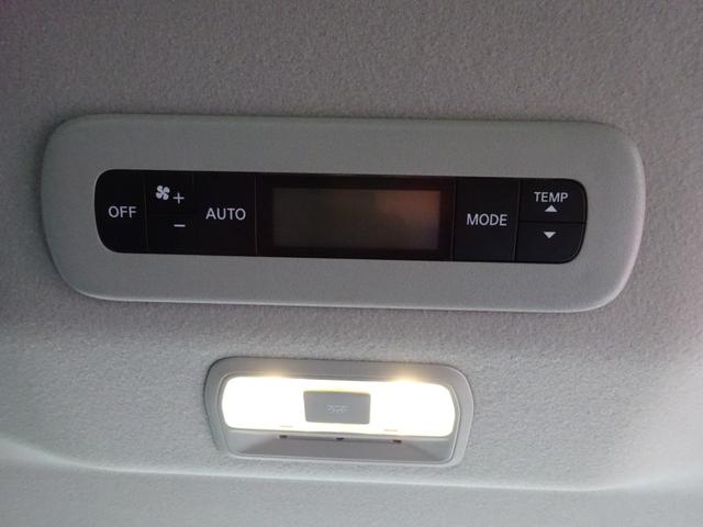 セレナ e-パワー ハイウェイスターV プロパイロット 純正9インチナビ フルセグTV 両側パワースライドドア アラウンドビューモニター ETC2.0 ブラインドスポットモニター レーンキープアシスト デジタルインナーミラー 寒冷地仕様(41枚目)