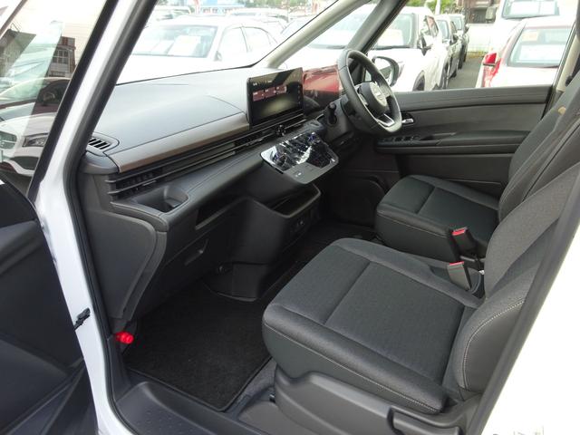 セレナ e-パワー ハイウェイスターV プロパイロット 純正9インチナビ フルセグTV 両側パワースライドドア アラウンドビューモニター ETC2.0 ブラインドスポットモニター レーンキープアシスト デジタルインナーミラー 寒冷地仕様(44枚目)