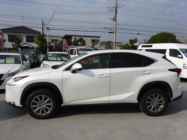 ＮＸ ＮＸ２００ｔ　Ｉパッケージ　レザーシート　純正ナビ　フルセグＴＶ　バックカメラ　ドライブレコーダー　ＥＴＣ　Ｂｌｕｅｔｏｏｔｈ　ＤＩＳＣ　ＵＳＢ　クルーズコントロール　レーンキープアシスト　メモリー付きパワーシート（9枚目）