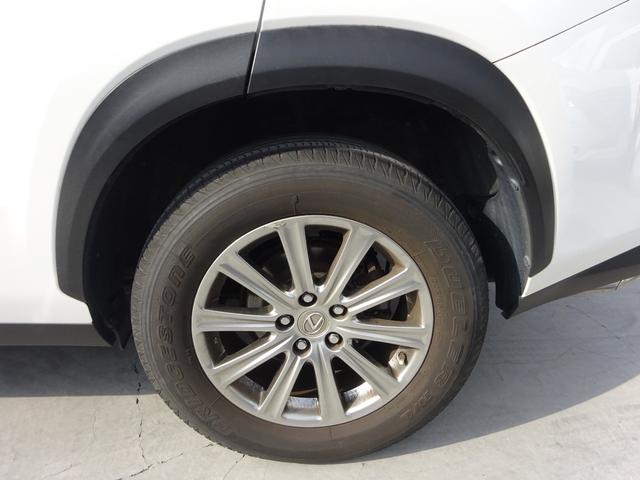 ＮＸ ＮＸ２００ｔ　Ｉパッケージ　レザーシート　純正ナビ　フルセグＴＶ　バックカメラ　ドライブレコーダー　ＥＴＣ　Ｂｌｕｅｔｏｏｔｈ　ＤＩＳＣ　ＵＳＢ　クルーズコントロール　レーンキープアシスト　メモリー付きパワーシート（11枚目）