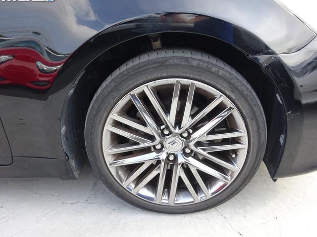 クラウンハイブリッド アスリートＧ　レザーシート　純正ナビ　フルセグＴＶ　バックカメラ　ドライブレコーダー　ＥＴＣ　Ｂｌｕｅｔｏｏｔｈ　ＤＩＳＣ　ＵＳＢ　クルーズコントロール　メモリー付きパワーシート　オートライト　オートハイビーム（17枚目）