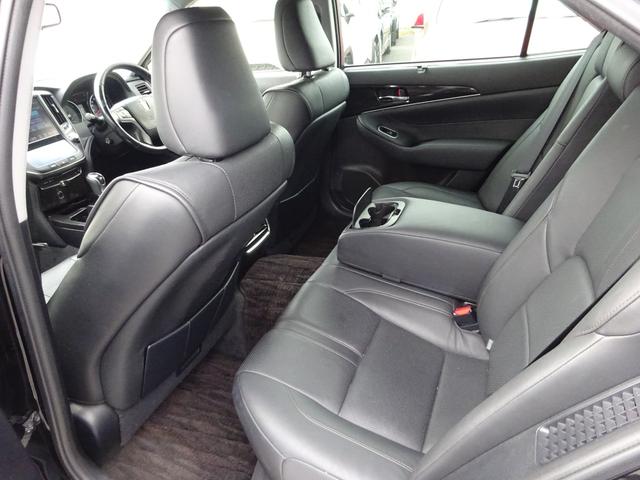 クラウンハイブリッド アスリートＧ　レザーシート　純正ナビ　フルセグＴＶ　バックカメラ　ドライブレコーダー　ＥＴＣ　Ｂｌｕｅｔｏｏｔｈ　ＤＩＳＣ　ＵＳＢ　クルーズコントロール　メモリー付きパワーシート　オートライト　オートハイビーム（45枚目）