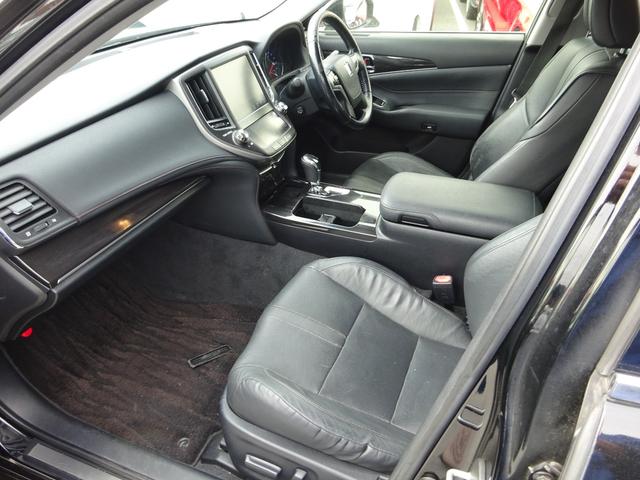 クラウンハイブリッド アスリートＧ　レザーシート　純正ナビ　フルセグＴＶ　バックカメラ　ドライブレコーダー　ＥＴＣ　Ｂｌｕｅｔｏｏｔｈ　ＤＩＳＣ　ＵＳＢ　クルーズコントロール　メモリー付きパワーシート　オートライト　オートハイビーム（47枚目）