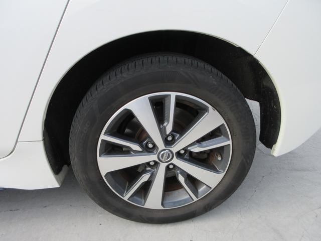 リーフ e+ X プロパイロット 純正ナビ フルセグTV 全周囲カメラ ドラレコ ETC シートヒーター ステアリングヒーター LEDヘッドライト 純正16インチAW インテリジェントキー 急速充電 充電ケーブル(10枚目)