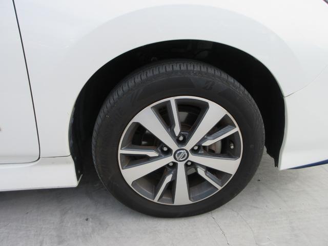 リーフ e+ X プロパイロット 純正ナビ フルセグTV 全周囲カメラ ドラレコ ETC シートヒーター ステアリングヒーター LEDヘッドライト 純正16インチAW インテリジェントキー 急速充電 充電ケーブル(12枚目)