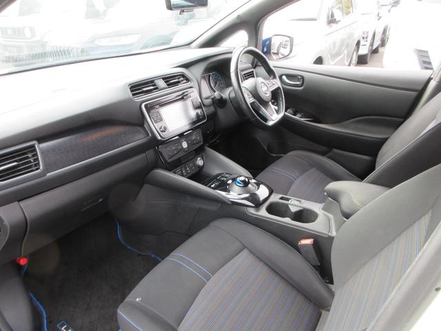 リーフ e+ X プロパイロット 純正ナビ フルセグTV 全周囲カメラ ドラレコ ETC シートヒーター ステアリングヒーター LEDヘッドライト 純正16インチAW インテリジェントキー 急速充電 充電ケーブル(52枚目)