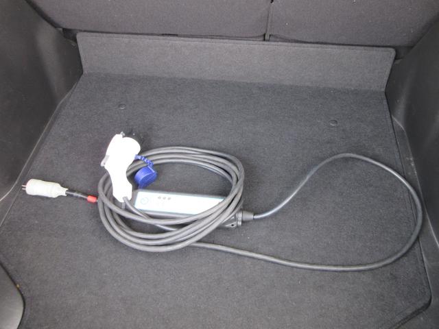 リーフ e+ X プロパイロット 純正ナビ フルセグTV 全周囲カメラ ドラレコ ETC シートヒーター ステアリングヒーター LEDヘッドライト 純正16インチAW インテリジェントキー 急速充電 充電ケーブル(54枚目)