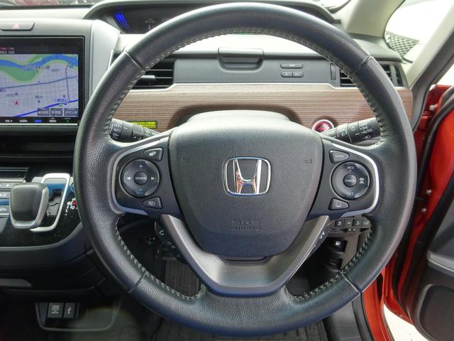 フリード＋ハイブリッド ハイブリッド・クロスターホンダセンシング　４ＷＤ　ホンダセンシング　ルーフボックス　純正９インチナビ　フルセグＴＶ　両側パワースライドドア　バックカメラ　ドライブレコーダー　ＥＴＣ　Ｂｌｕｅｔｏｏｔｈ　ＤＩＳＣ　ＵＳＢ（19枚目）