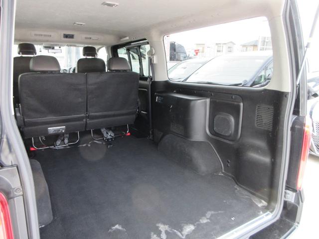 キャラバン ロンググランドプレミアムGX 純正ディスプレイオーディオ 全周囲カメラ ドラレコ ETC 両側スライドドア リアヒーター リアクーラー インテリジェントルームミラー エマージェンシーブレーキ 電動格納ドアミラー インテリキー(19枚目)