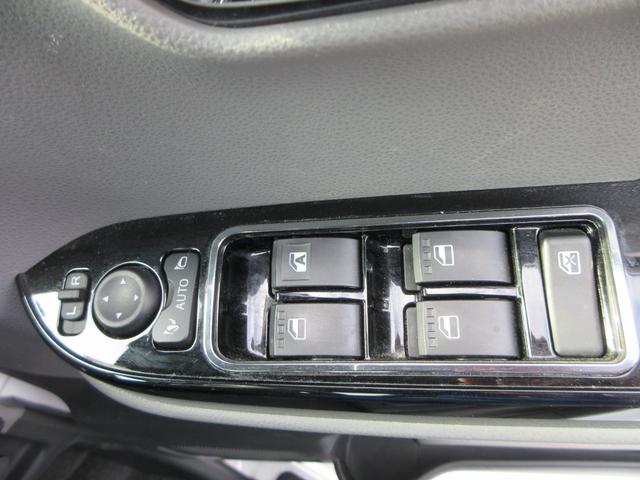 タント カスタムＸ　スマートアシスト　純正９インチナビ　フルセグＴＶ　バックカメラ　両側パワースライドドア　ドライブレコーダー　シートヒーター　ＬＥＤヘッドライト　ＬＥＤフォグ　純正１４インチＡＷ　スマートキー（29枚目）