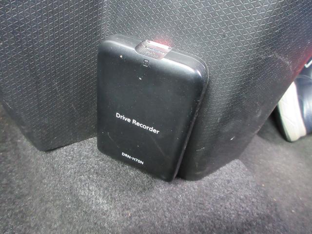 タント カスタムＸ　スマートアシスト　純正９インチナビ　フルセグＴＶ　バックカメラ　両側パワースライドドア　ドライブレコーダー　シートヒーター　ＬＥＤヘッドライト　ＬＥＤフォグ　純正１４インチＡＷ　スマートキー（40枚目）