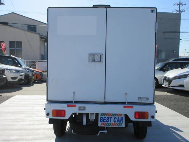 キャリイトラック 　冷凍冷蔵車　－５℃設定　サーモキング製　スライドドア　木製スノコ　５ＭＴ車　キーレスエントリー（13枚目）