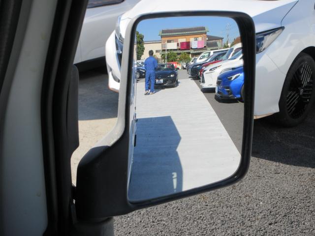 キャリイトラック 　冷凍冷蔵車　－５℃設定　サーモキング製　スライドドア　木製スノコ　５ＭＴ車　キーレスエントリー（26枚目）