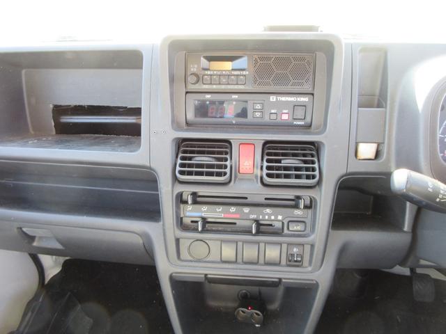 キャリイトラック 　冷凍冷蔵車　－５℃設定　サーモキング製　スライドドア　木製スノコ　５ＭＴ車　キーレスエントリー（36枚目）