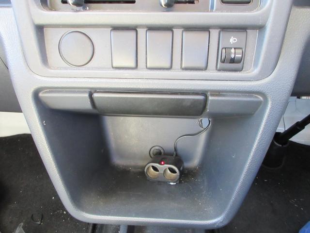 キャリイトラック 　冷凍冷蔵車　－５℃設定　サーモキング製　スライドドア　木製スノコ　５ＭＴ車　キーレスエントリー（41枚目）