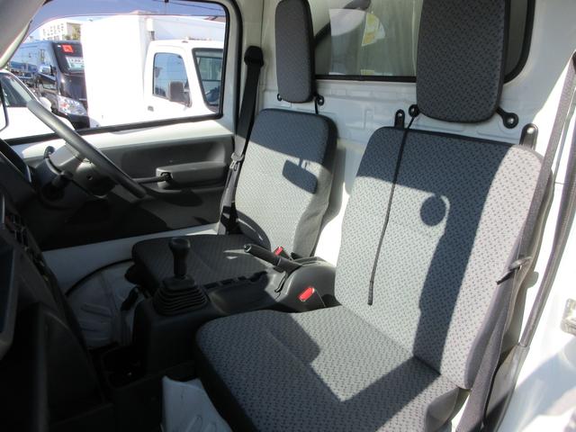 キャリイトラック 　冷凍冷蔵車　－５℃設定　サーモキング製　スライドドア　木製スノコ　５ＭＴ車　キーレスエントリー（46枚目）