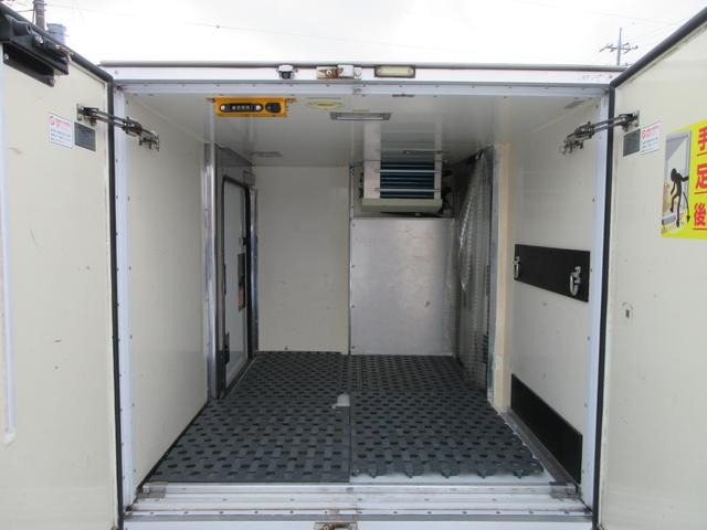 ハイゼットトラック 　冷凍冷蔵車　東プレ製　設定温度－２２℃〜３５℃　バックカメラ　両側スライドドア　キーレスエントリー（20枚目）