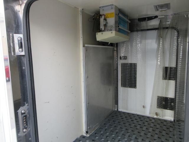 ハイゼットトラック 　冷凍冷蔵車　東プレ製　設定温度－２２℃〜３５℃　バックカメラ　両側スライドドア　キーレスエントリー（25枚目）