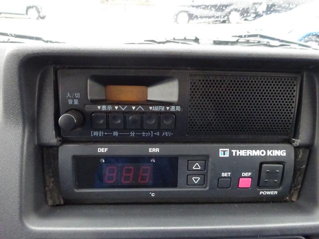 キャリイトラック 　４ＷＤ　冷蔵冷凍車　－５度設定　サーモキング製　スライドドア　オートライト　運転席助手席エアバック（30枚目）