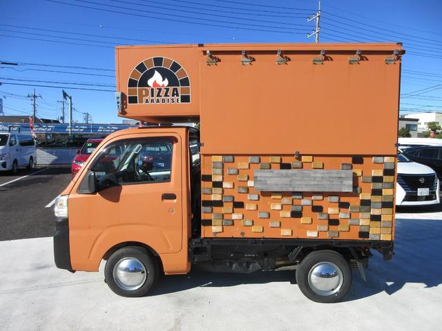 ハイゼットトラック 　移動販売車　キッチンカー　ピザ屋仕様　助手席側販売窓　レンガ調ボディ　ピザ窯　換気扇　シンク　電源コンセント　ＥＴＣ　５ＭＴ車（13枚目）
