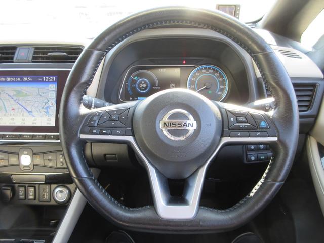 リーフ ｅ＋　Ｇ　プロパイロット　純正９インチナビ　フルセグＴＶ　全周囲カメラ　ＢＯＳＥサウンド　ドラレコ　ＥＴＣ　ハーフレザーシート　シートヒーター　ステアリングヒーター　ＬＥＤヘッドライト　急速充電　充電ケーブル（17枚目）