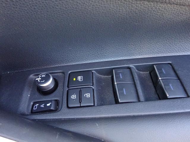 カローラスポーツ ハイブリッドＧ　Ｚ　トヨタセーフティセンス　純正９インチナビ　フルセグＴＶ　バックカメラ　ＥＴＣ２．０　Ｂｌｕｅｔｏｏｔｈ　ＤＩＳＣ　ＵＳＢ　アダクティブクルーズコントロール　ブラインドスポットモニター（26枚目）