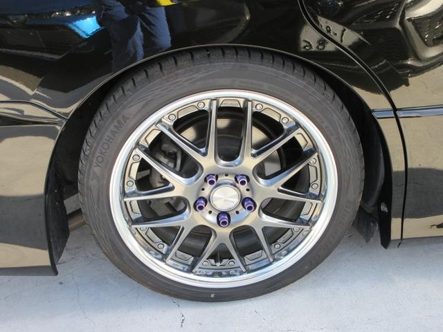 ヴォクシー ハイブリッドZS 煌 モデリスタエアロ アルパインナビ フルセグTV 後席フリップダウンモニター バックカメラ 両側パワースライドドア ドライブレコーダー ETC シートヒーター 社外マフラー 社外テールランプ(11枚目)