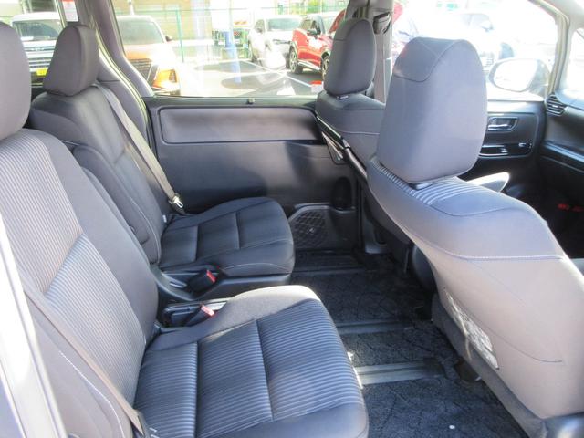 ヴォクシー ハイブリッドZS 煌 モデリスタエアロ アルパインナビ フルセグTV 後席フリップダウンモニター バックカメラ 両側パワースライドドア ドライブレコーダー ETC シートヒーター 社外マフラー 社外テールランプ(53枚目)