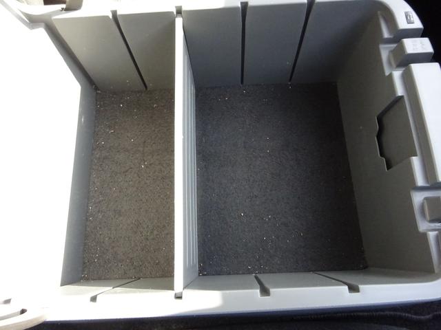 ＮＶ３５０キャラバンバン ロングプレミアムＧＸ　純正ナビ　フルセグＴＶ　パワースライドドア　アラウンドビューモニター　ＥＴＣ　Ｂｌｕｅｔｏｏｔｈ　ＣＤ　ＵＳＢ　デジタルインナーミラー　ＬＥＤヘッドライト　オートライト　エマージェンシーブレーキ（36枚目）