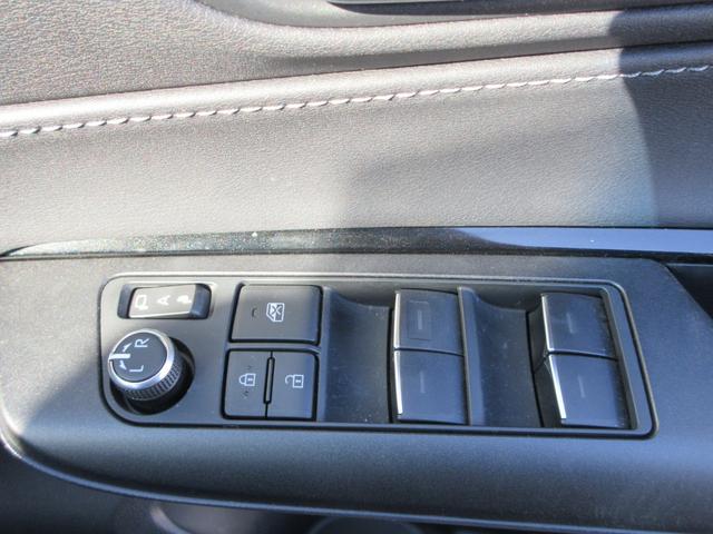 ハリアー S 純正8インチナビ フルセグTV バックカメラ レーダークルーズコントロール ETC プリクラッシュセーフティ LEDヘッドライト オートハイビーム 純正17インチAW スマートキー Bluetooth(27枚目)