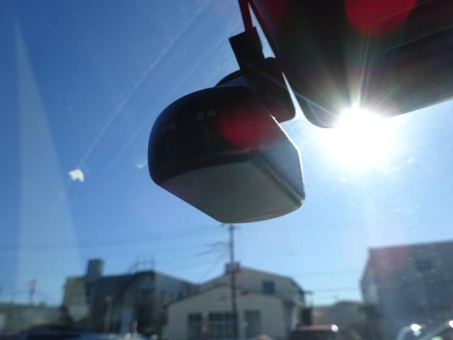 キャラバン ロングDX ディーゼルターボ 純正ナビ フルセグTV ドライブレコーダー Bluetooth CD USB レーンキープアシスト オートライト オートハイビーム 運転席&助手席エアバック 衝突被害軽減ブレーキ(29枚目)