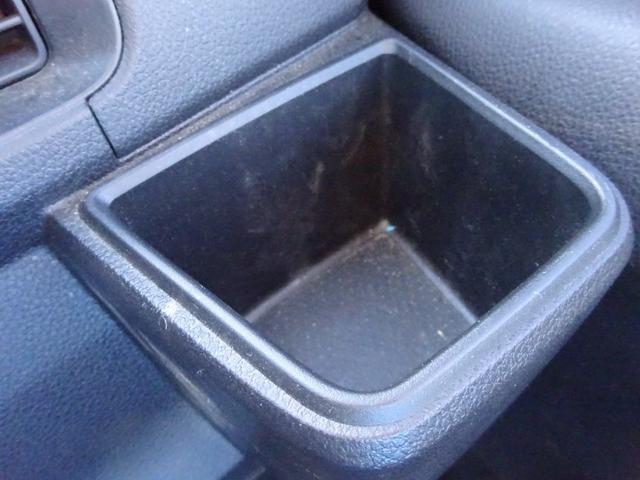 ハイゼットカーゴ DX ドライブレコーダー ワンオーナー レーンキープアシスト オートライト オートハイビーム フロアマット ドアバイザー キーレスエントリー 運転席&助手席エアバック 衝突被害軽減ブレーキ(23枚目)