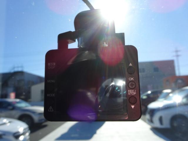 ハイゼットカーゴ DX ドライブレコーダー ワンオーナー レーンキープアシスト オートライト オートハイビーム フロアマット ドアバイザー キーレスエントリー 運転席&助手席エアバック 衝突被害軽減ブレーキ(28枚目)