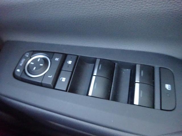 プリウス G トヨタセーフティセンス 純正12.3インチマルチメディア フルセグTV アラウンドビューモニター ETC2.0 Bluetooth USB アダプティブクルーズコントロール ブラインドスポットモニター(26枚目)