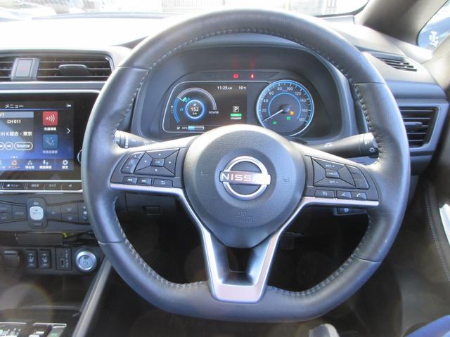 リーフ ｅ＋　Ｘ　後期モデル　純正９インチナビ　フルセグＴＶ　バックカメラ　クルーズコントロール　ドラレコ　ＥＴＣ　シートヒーター　ステアリングヒーター　ＬＥＤヘッドライト　純正１６インチＡＷ　急速充電　充電ケーブル（21枚目）