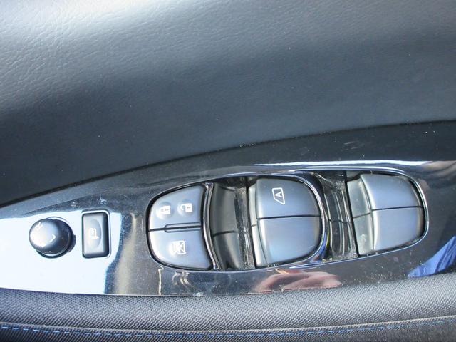 リーフ ｅ＋　Ｘ　後期モデル　純正９インチナビ　フルセグＴＶ　バックカメラ　クルーズコントロール　ドラレコ　ＥＴＣ　シートヒーター　ステアリングヒーター　ＬＥＤヘッドライト　純正１６インチＡＷ　急速充電　充電ケーブル（30枚目）