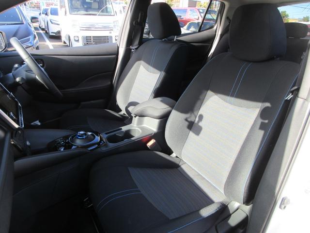 リーフ ｅ＋　Ｘ　後期モデル　純正９インチナビ　フルセグＴＶ　バックカメラ　クルーズコントロール　ドラレコ　ＥＴＣ　シートヒーター　ステアリングヒーター　ＬＥＤヘッドライト　純正１６インチＡＷ　急速充電　充電ケーブル（53枚目）