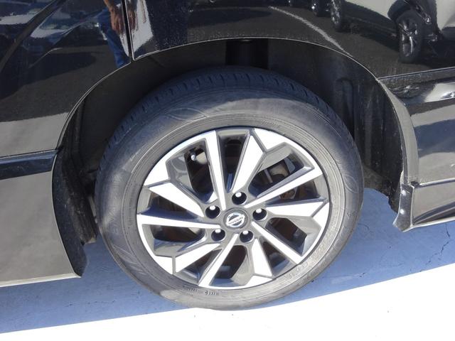 セレナ e-パワー ハイウェイスターV プロパイロット BUSOUエアロ 純正10インチナビ フルセグTV 後席フリップダウンモニター 両側パワースライドドア アラウンドビューモニター ドライブレコーダー ETC Blu-ray(11枚目)