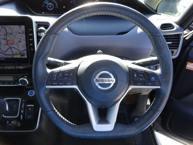 セレナ e-パワー ハイウェイスターV プロパイロット BUSOUエアロ 純正10インチナビ フルセグTV 後席フリップダウンモニター 両側パワースライドドア アラウンドビューモニター ドライブレコーダー ETC Blu-ray(19枚目)